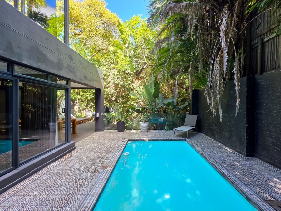 To Let 4 Bedroom Property for Rent in Higgovale Western Cape